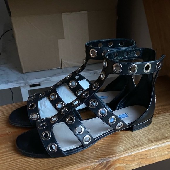 Prada sandals - Picture 4 of 13